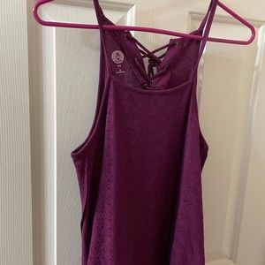 purple tank top